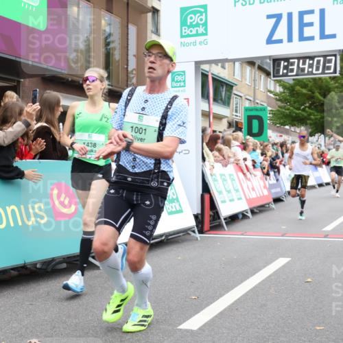 21.09.2025 - PSD Bank Halbmarathon Strokosch-Dieckow http://msf.ph/oto/8940281 21.09.2025 11:33:27 Ziel 1001, 1438, 1533, 1933, 2001, 2126, 4000, 4064 meine-sportfotos.de