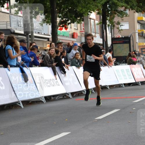 21.09.2025 - PSD Bank Halbmarathon Strokosch-Dieckow http://msf.ph/oto/8940285 21.09.2025 10:24:46 Ziel 350 meine-sportfotos.de