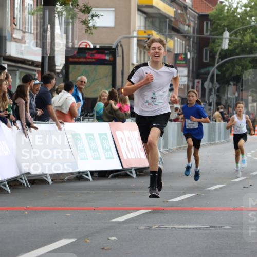 21.09.2025 - PSD Bank Halbmarathon Strokosch-Dieckow http://msf.ph/oto/8940316 21.09.2025 10:25:14 Ziel 310, 359, 378 meine-sportfotos.de