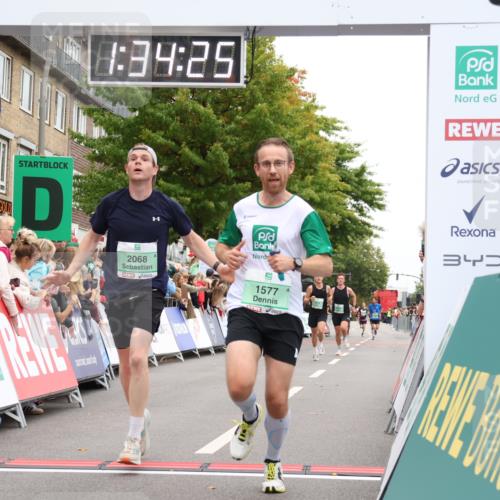 21.09.2025 - PSD Bank Halbmarathon Strokosch-Dieckow http://msf.ph/oto/8940327 21.09.2025 11:33:48 Ziel 1577, 1855, 1915, 1936, 1990, 2068 meine-sportfotos.de