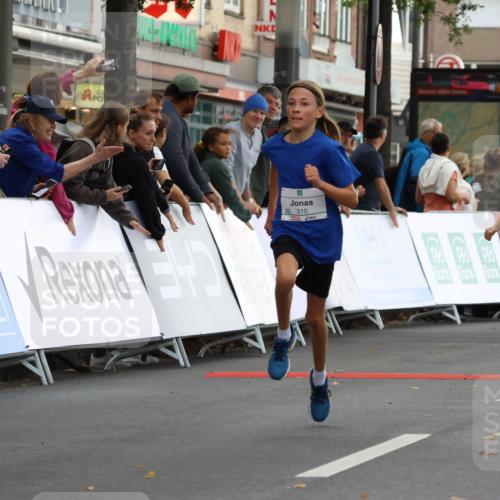 21.09.2025 - PSD Bank Halbmarathon Strokosch-Dieckow http://msf.ph/oto/8940332 21.09.2025 10:25:17 Ziel 310, 359, 378 meine-sportfotos.de