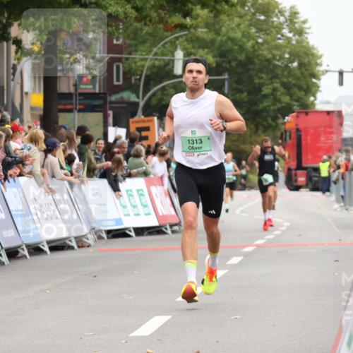 21.09.2025 - PSD Bank Halbmarathon Strokosch-Dieckow http://msf.ph/oto/8940366 21.09.2025 11:34:16 Ziel 1313, 1946 meine-sportfotos.de