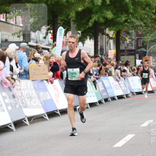 21.09.2025 - PSD Bank Halbmarathon Strokosch-Dieckow http://msf.ph/oto/8940403 21.09.2025 11:34:41 Ziel 1870, 1996, 2008 meine-sportfotos.de
