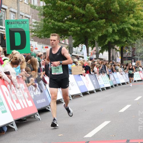 21.09.2025 - PSD Bank Halbmarathon Strokosch-Dieckow http://msf.ph/oto/8940407 21.09.2025 11:34:43 Ziel 1870, 1996, 2008 meine-sportfotos.de