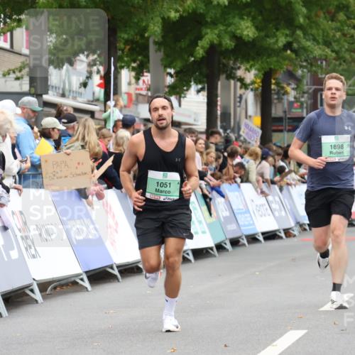 21.09.2025 - PSD Bank Halbmarathon Strokosch-Dieckow http://msf.ph/oto/8940415 21.09.2025 11:34:50 Ziel 1051, 1870, 1898 meine-sportfotos.de
