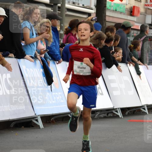 21.09.2025 - PSD Bank Halbmarathon Strokosch-Dieckow http://msf.ph/oto/8940443 21.09.2025 10:25:37 Ziel 206, 268 meine-sportfotos.de