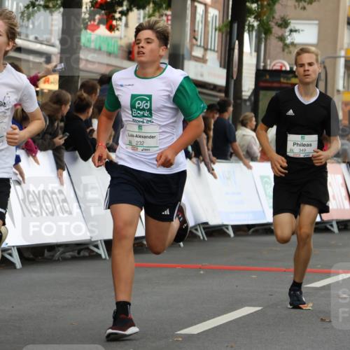 21.09.2025 - PSD Bank Halbmarathon Strokosch-Dieckow http://msf.ph/oto/8940480 21.09.2025 10:25:49 Ziel 115, 118, 232, 248, 349, 444 meine-sportfotos.de