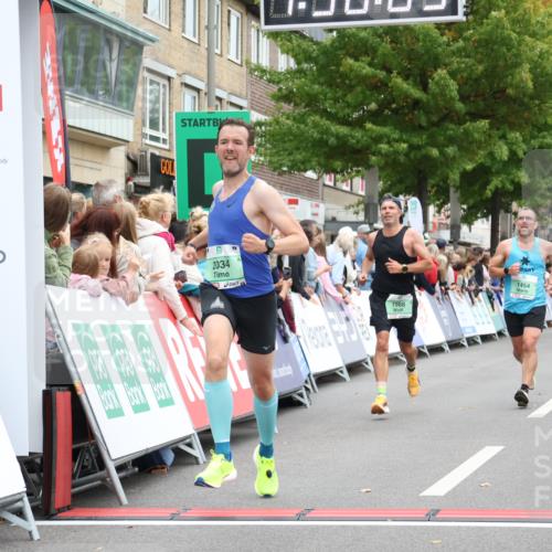 21.09.2025 - PSD Bank Halbmarathon Strokosch-Dieckow http://msf.ph/oto/8940488 21.09.2025 11:35:29 Ziel 1184, 1454, 1980, 1988, 2034 meine-sportfotos.de