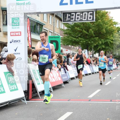 21.09.2025 - PSD Bank Halbmarathon Strokosch-Dieckow http://msf.ph/oto/8940490 21.09.2025 11:35:29 Ziel 1184, 1454, 1980, 1988, 2034 meine-sportfotos.de