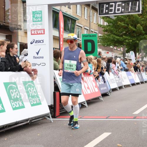 21.09.2025 - PSD Bank Halbmarathon Strokosch-Dieckow http://msf.ph/oto/8940511 21.09.2025 11:35:34 Ziel 1184, 1454, 1988, 2034 meine-sportfotos.de