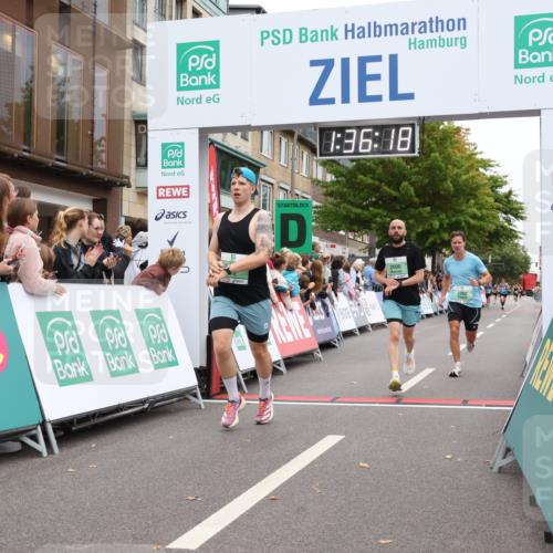 21.09.2025 - PSD Bank Halbmarathon Strokosch-Dieckow http://msf.ph/oto/8940524 21.09.2025 11:35:42 Ziel 1705, 2000, 2050 meine-sportfotos.de