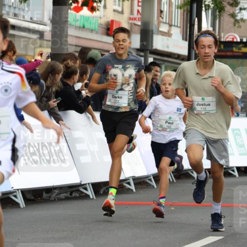 21.09.2025 - PSD Bank Halbmarathon Strokosch-Dieckow http://msf.ph/oto/8940536 21.09.2025 10:25:56 Ziel 112, 115, 118, 162, 232, 248, 302, 349, 421, 444, 450 meine-sportfotos.de