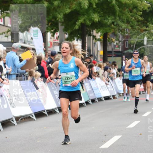 21.09.2025 - PSD Bank Halbmarathon Strokosch-Dieckow http://msf.ph/oto/8940537 21.09.2025 11:35:46 Ziel 1330, 1705, 1976, 2000, 2050 meine-sportfotos.de