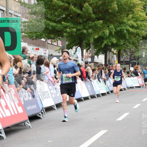 21.09.2025 - PSD Bank Halbmarathon Strokosch-Dieckow http://msf.ph/oto/8940560 21.09.2025 11:35:54 Ziel 1330, 1921, 1922, 1973, 1976, 2110 meine-sportfotos.de