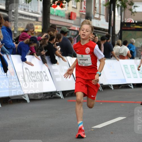 21.09.2025 - PSD Bank Halbmarathon Strokosch-Dieckow http://msf.ph/oto/8940580 21.09.2025 10:26:01 Ziel 106, 112, 115, 162, 302, 421, 444, 450 meine-sportfotos.de