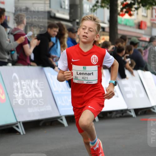 21.09.2025 - PSD Bank Halbmarathon Strokosch-Dieckow http://msf.ph/oto/8940608 21.09.2025 10:26:02 Ziel 106, 112, 115, 162, 302, 421, 444, 450 meine-sportfotos.de