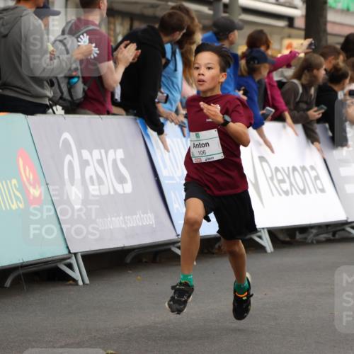 21.09.2025 - PSD Bank Halbmarathon Strokosch-Dieckow http://msf.ph/oto/8940647 21.09.2025 10:26:07 Ziel 106, 214, 226, 302, 421, 450 meine-sportfotos.de