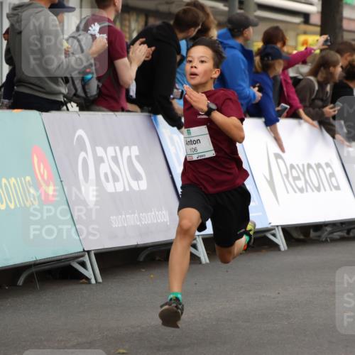 21.09.2025 - PSD Bank Halbmarathon Strokosch-Dieckow http://msf.ph/oto/8940650 21.09.2025 10:26:07 Ziel 106, 214, 226, 302, 421, 450 meine-sportfotos.de