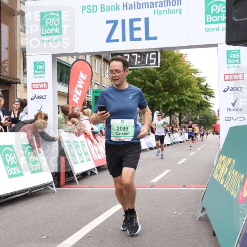 21.09.2025 - PSD Bank Halbmarathon Strokosch-Dieckow http://msf.ph/oto/8940659 21.09.2025 11:36:38 Ziel 1563, 2039 meine-sportfotos.de
