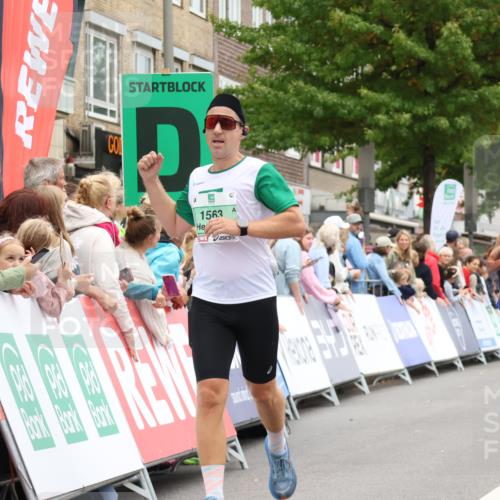 21.09.2025 - PSD Bank Halbmarathon Strokosch-Dieckow http://msf.ph/oto/8940664 21.09.2025 11:36:41 Ziel 1421, 1563, 2039 meine-sportfotos.de