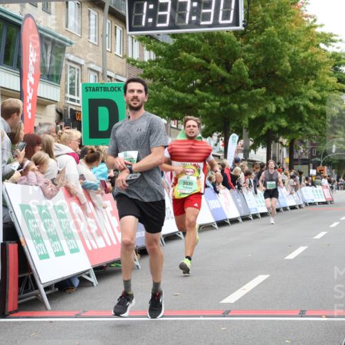 21.09.2025 - PSD Bank Halbmarathon Strokosch-Dieckow http://msf.ph/oto/8940696 21.09.2025 11:36:53 Ziel 1646, 1910, 2030, 2398 meine-sportfotos.de