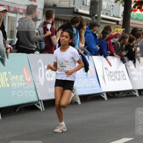 21.09.2025 - PSD Bank Halbmarathon Strokosch-Dieckow http://msf.ph/oto/8940700 21.09.2025 10:26:12 Ziel 106, 120, 211, 214, 226, 314, 384 meine-sportfotos.de