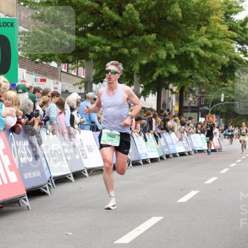 21.09.2025 - PSD Bank Halbmarathon Strokosch-Dieckow http://msf.ph/oto/8940715 21.09.2025 11:37:07 Ziel 1902, 2031 meine-sportfotos.de