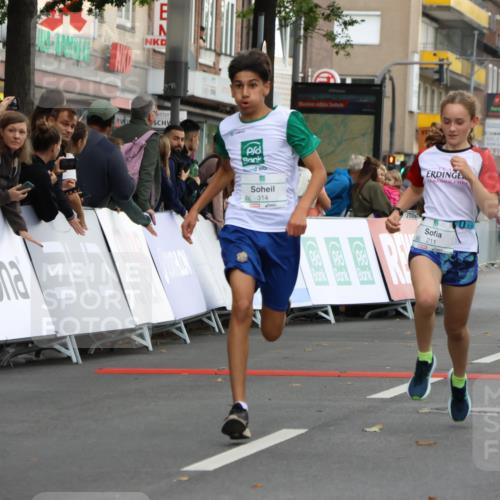 21.09.2025 - PSD Bank Halbmarathon Strokosch-Dieckow http://msf.ph/oto/8940718 21.09.2025 10:26:14 Ziel 106, 120, 207, 211, 214, 226, 314, 384 meine-sportfotos.de