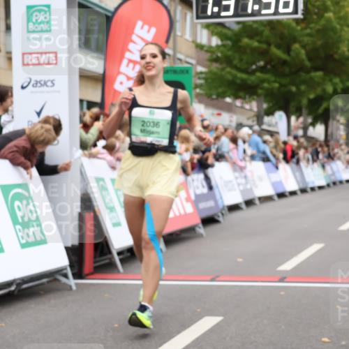 21.09.2025 - PSD Bank Halbmarathon Strokosch-Dieckow http://msf.ph/oto/8940732 21.09.2025 11:37:19 Ziel 1085, 1998, 2036 meine-sportfotos.de