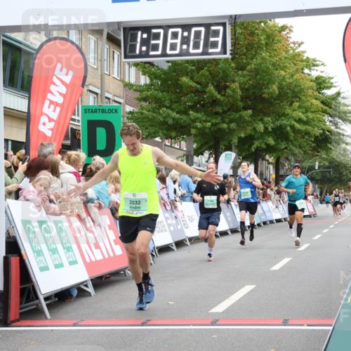 21.09.2025 - PSD Bank Halbmarathon Strokosch-Dieckow http://msf.ph/oto/8940747 21.09.2025 11:37:27 Ziel 1185, 1998, 2032, 2095, 2120 meine-sportfotos.de