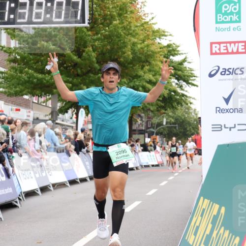 21.09.2025 - PSD Bank Halbmarathon Strokosch-Dieckow http://msf.ph/oto/8940758 21.09.2025 11:37:30 Ziel 1185, 1998, 2032, 2095, 2120 meine-sportfotos.de
