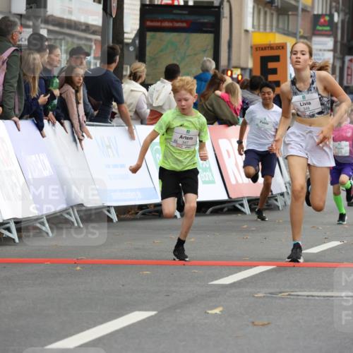 21.09.2025 - PSD Bank Halbmarathon Strokosch-Dieckow http://msf.ph/oto/8940816 21.09.2025 10:26:33 Ziel 111, 297, 347, 348, 379, 396 meine-sportfotos.de