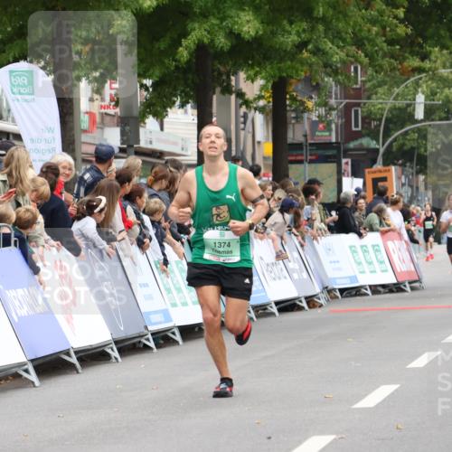 21.09.2025 - PSD Bank Halbmarathon Strokosch-Dieckow http://msf.ph/oto/8940823 21.09.2025 11:38:07 Ziel 1374, 1928, 3916, 3922 meine-sportfotos.de