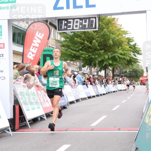 21.09.2025 - PSD Bank Halbmarathon Strokosch-Dieckow http://msf.ph/oto/8940830 21.09.2025 11:38:10 Ziel 1374, 1928, 3916, 3922 meine-sportfotos.de