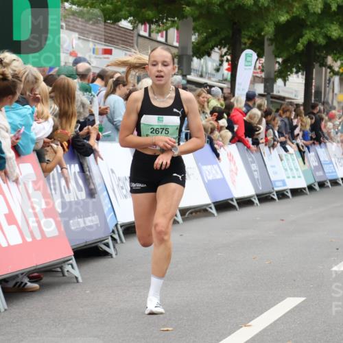 21.09.2025 - PSD Bank Halbmarathon Strokosch-Dieckow http://msf.ph/oto/8940849 21.09.2025 11:38:26 Ziel 1892, 1904, 1985, 2675 meine-sportfotos.de