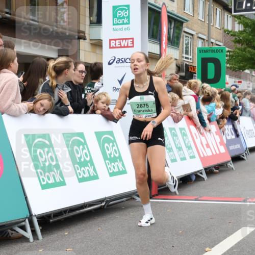 21.09.2025 - PSD Bank Halbmarathon Strokosch-Dieckow http://msf.ph/oto/8940853 21.09.2025 11:38:27 Ziel 1904, 1985, 2675 meine-sportfotos.de