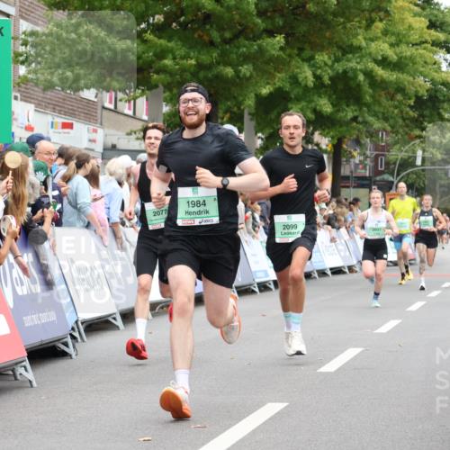 21.09.2025 - PSD Bank Halbmarathon Strokosch-Dieckow http://msf.ph/oto/8940866 21.09.2025 11:38:34 Ziel 1984, 1985, 2037, 2077, 2099, 2675 meine-sportfotos.de