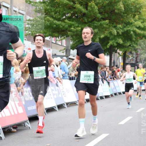 21.09.2025 - PSD Bank Halbmarathon Strokosch-Dieckow http://msf.ph/oto/8940870 21.09.2025 11:38:35 Ziel 1951, 1984, 1985, 2037, 2077, 2099 meine-sportfotos.de