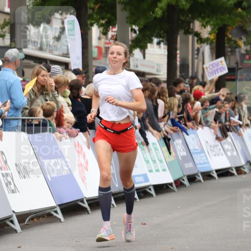 21.09.2025 - PSD Bank Halbmarathon Strokosch-Dieckow http://msf.ph/oto/8940897 21.09.2025 11:38:50 Ziel 1859, 2073 meine-sportfotos.de