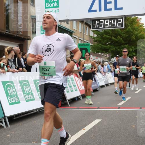 21.09.2025 - PSD Bank Halbmarathon Strokosch-Dieckow http://msf.ph/oto/8940938 21.09.2025 11:39:05 Ziel 1027, 1147, 1414, 1816, 1917, 2047, 2055, 2079, 3917 meine-sportfotos.de
