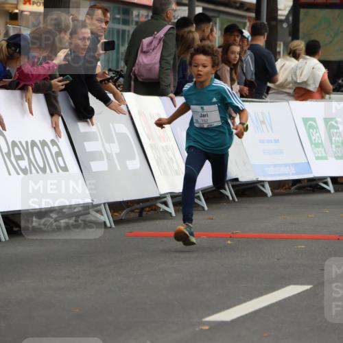 21.09.2025 - PSD Bank Halbmarathon Strokosch-Dieckow http://msf.ph/oto/8940955 21.09.2025 10:26:45 Ziel 111, 143, 152, 210, 283, 297, 360, 379, 396 meine-sportfotos.de