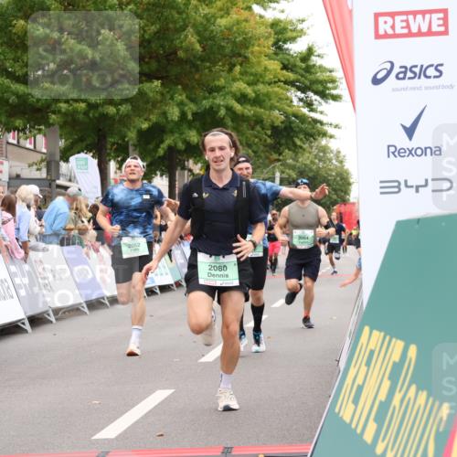 21.09.2025 - PSD Bank Halbmarathon Strokosch-Dieckow http://msf.ph/oto/8940970 21.09.2025 11:39:17 Ziel 2038, 2062, 2064, 2080, 2137, 2175 meine-sportfotos.de