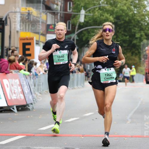 21.09.2025 - PSD Bank Halbmarathon Strokosch-Dieckow http://msf.ph/oto/8940975 21.09.2025 11:23:07 Ziel 1237, 1455, 1840 meine-sportfotos.de