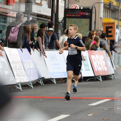 21.09.2025 - PSD Bank Halbmarathon Strokosch-Dieckow http://msf.ph/oto/8940978 21.09.2025 10:26:48 Ziel 143, 152, 209, 210, 222, 283, 297, 360, 396 meine-sportfotos.de
