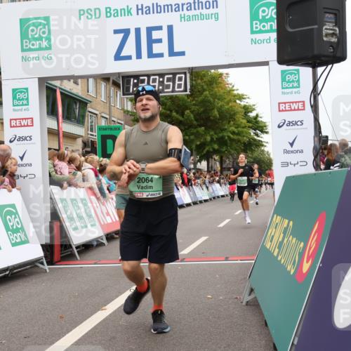 21.09.2025 - PSD Bank Halbmarathon Strokosch-Dieckow http://msf.ph/oto/8940987 21.09.2025 11:39:22 Ziel 1227, 1248, 2038, 2062, 2064, 2080, 2175 meine-sportfotos.de