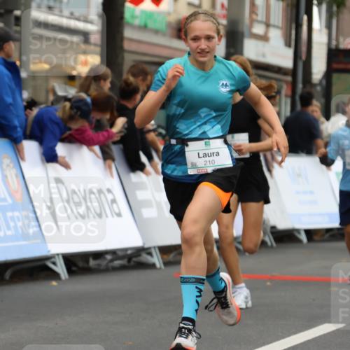 21.09.2025 - PSD Bank Halbmarathon Strokosch-Dieckow http://msf.ph/oto/8940990 21.09.2025 10:26:52 Ziel 143, 152, 209, 210, 222, 283, 360 meine-sportfotos.de