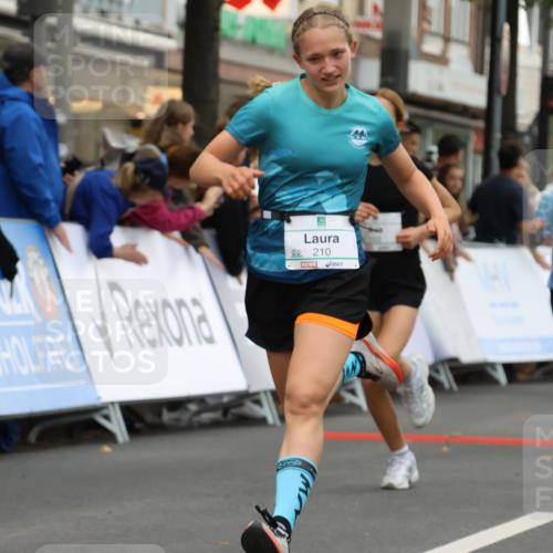 21.09.2025 - PSD Bank Halbmarathon Strokosch-Dieckow http://msf.ph/oto/8940994 21.09.2025 10:26:52 Ziel 143, 152, 209, 210, 222, 283, 360 meine-sportfotos.de