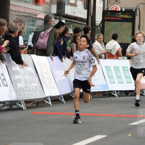 21.09.2025 - PSD Bank Halbmarathon Strokosch-Dieckow http://msf.ph/oto/8941060 21.09.2025 10:27:13 Ziel 128, 239, 242, 298, 329, 330, 398 meine-sportfotos.de