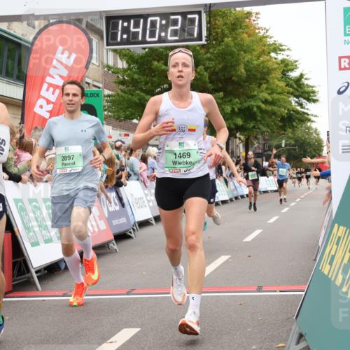 21.09.2025 - PSD Bank Halbmarathon Strokosch-Dieckow http://msf.ph/oto/8941066 21.09.2025 11:39:50 Ziel 1469, 1483, 1784, 1960, 1970, 2059, 2069, 2333, 2579, 2897, 3909 meine-sportfotos.de