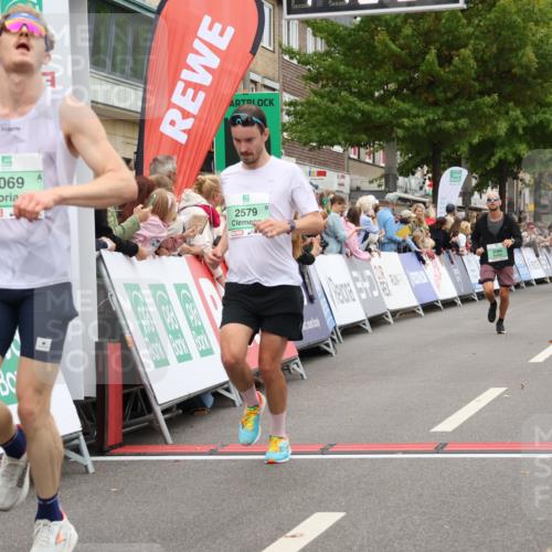 21.09.2025 - PSD Bank Halbmarathon Strokosch-Dieckow http://msf.ph/oto/8941076 21.09.2025 11:39:52 Ziel 1469, 1960, 1970, 2059, 2069, 2084, 2085, 2579, 2897, 3909 meine-sportfotos.de